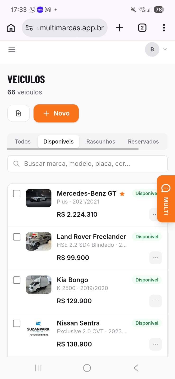 Lista de veículos cadastrados com fotos profissionais completas